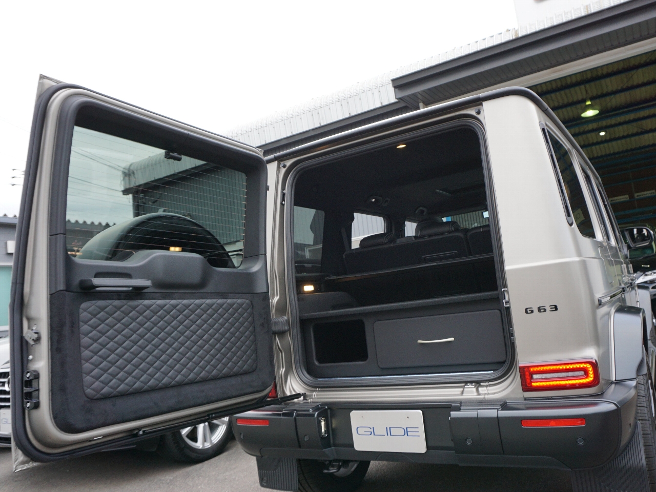 グリッドオリジナル　ラゲッジボード